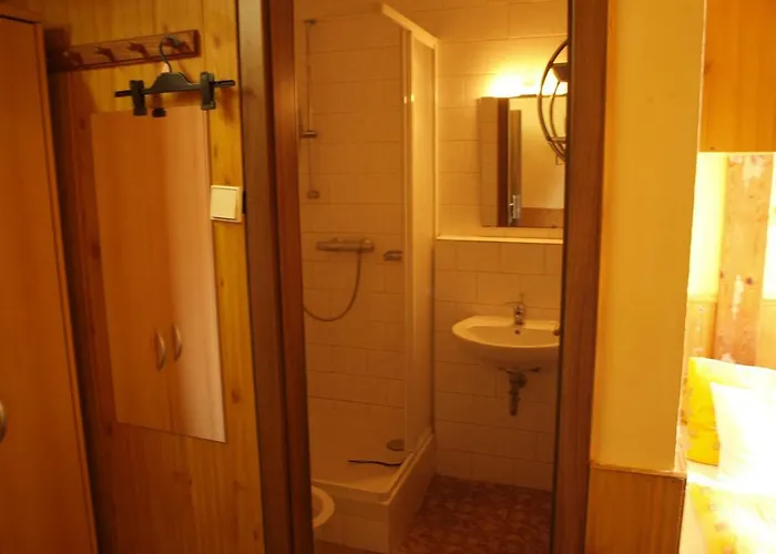 Kormoran Hotel *