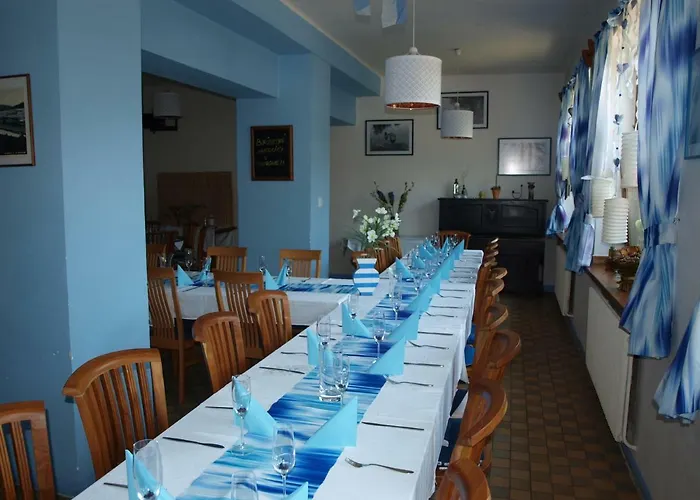 Kormoran Hotel *